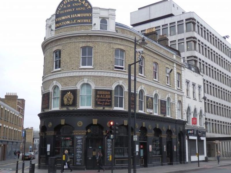 Old Blue Last London EC2 taken March 2012. (Pub, External). Published on 25-11-2013