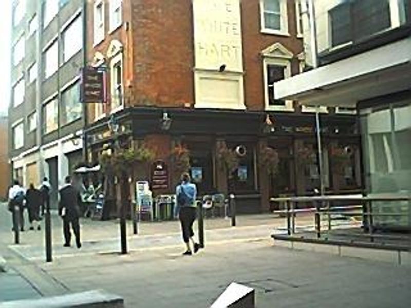 EC2 White Hart Clifton Street.. (Pub, External). Published on 17-12-2023 