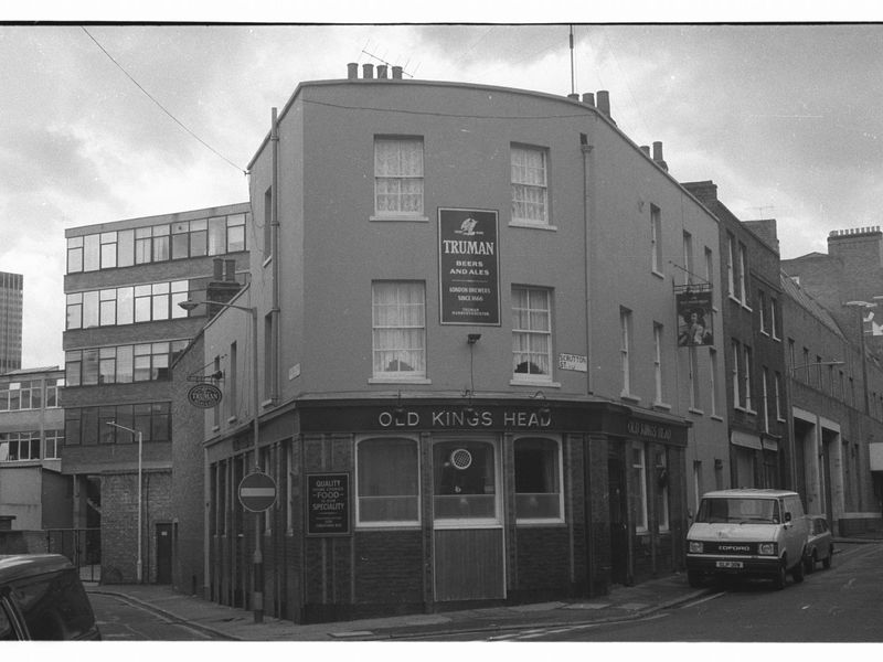 Old Kings Head London EC2 taken in 1985.. (Pub, External). Published on 12-03-2019 