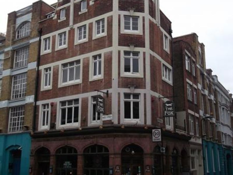Fox London EC2 taken Oct 2014. (Pub, External). Published on 31-10-2014 