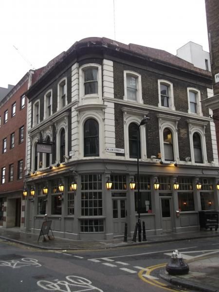 Princess London EC2 taken Oct 2014. (Pub, External, Key). Published on 17-11-2014