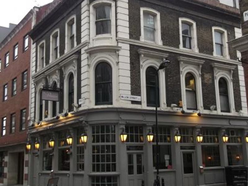 Princess London EC2 taken Oct 2014. (Pub, External, Key). Published on 17-11-2014