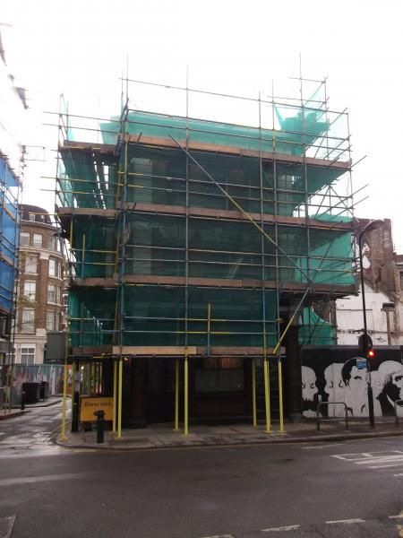 Griffin London EC2 taken Nov 2014. (Pub, External). Published on 17-11-2014
