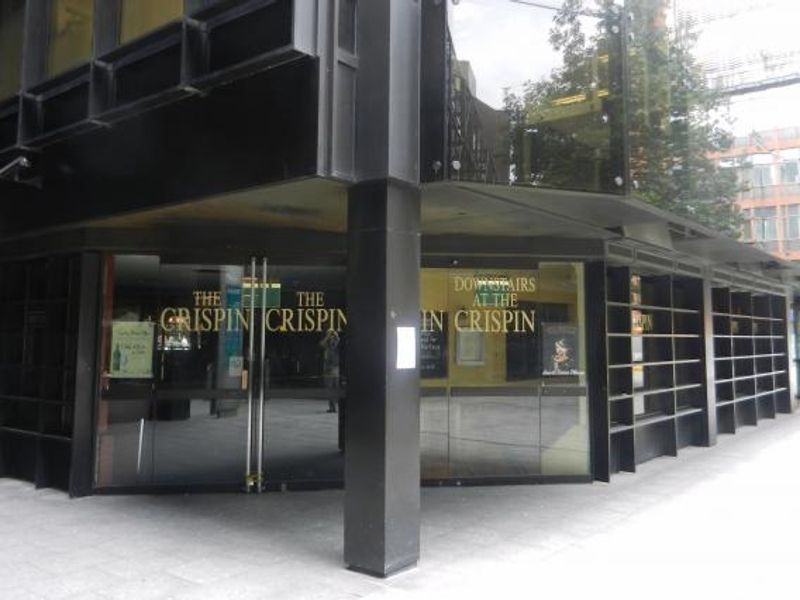 Crispin London EC2 taken July 2011. (Pub, External, Key). Published on 25-11-2013 
