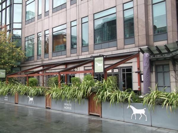 White Horse London EC2 taken Nov 2014. (Pub, External). Published on 17-11-2014