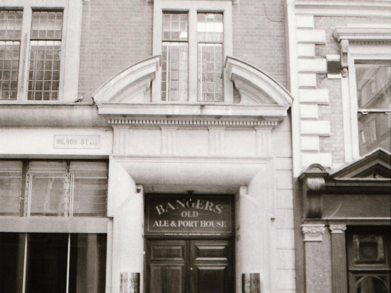 Bangers London EC2 taken between Aug 1989-Feb 1990.. (Pub, External). Published on 12-03-2019