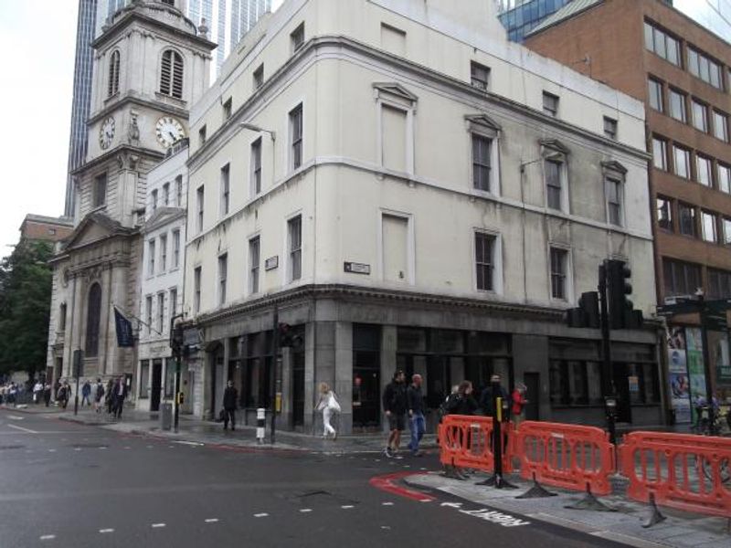 White Hart London EC2 taken July 2014. (Pub, External). Published on 11-08-2014