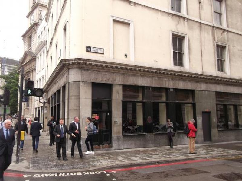 White Hart London EC2 taken July 2014. (Pub, External). Published on 11-08-2014