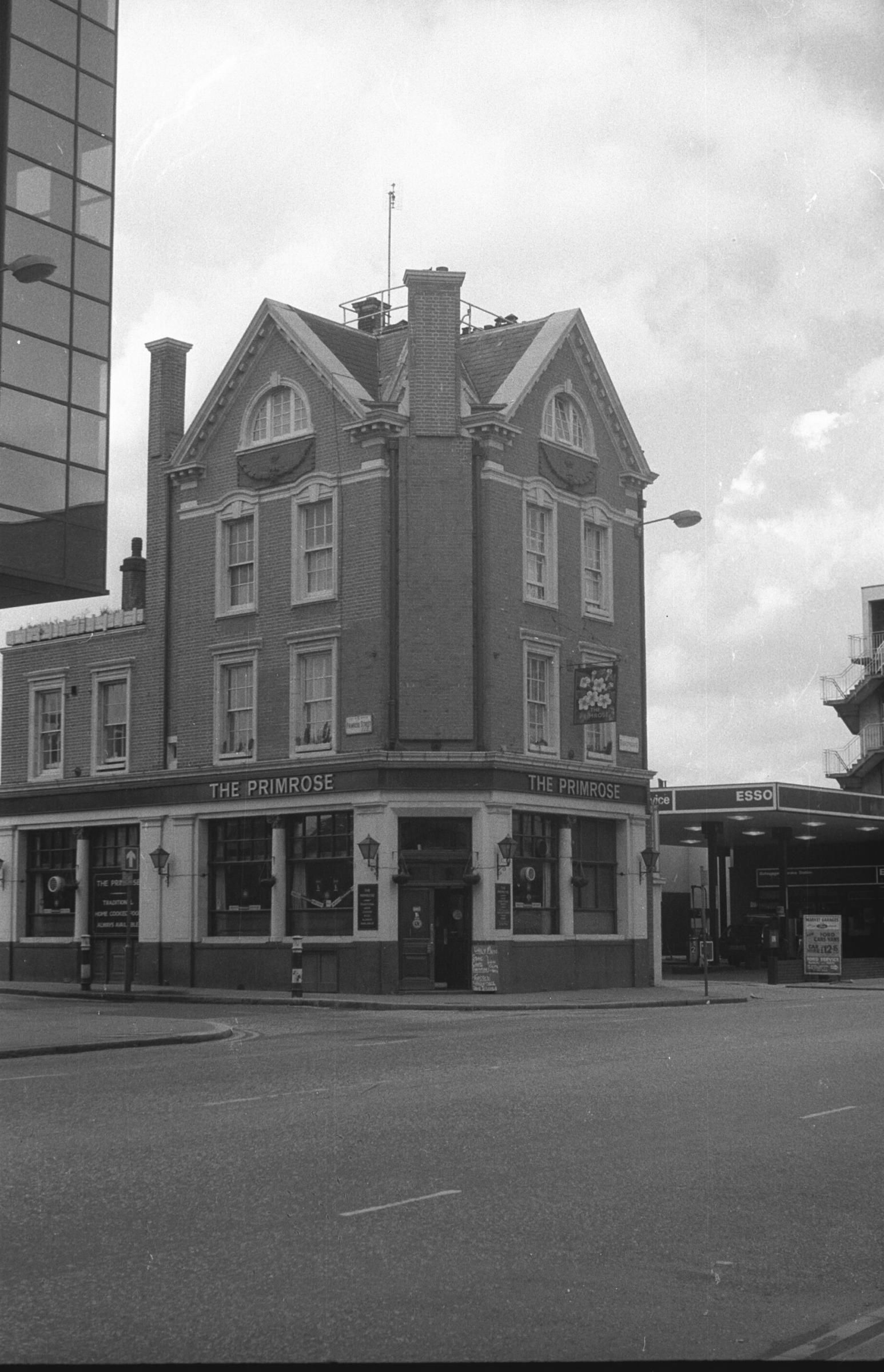 Primrose London EC2 taken in 1985.. (Pub, External). Published on 12-03-2019