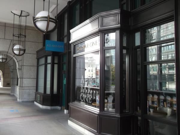 All Bar One London EC2 Bishopsgate Arcade taken Nov 2014. (Pub, External, Key). Published on 16-11-2014
