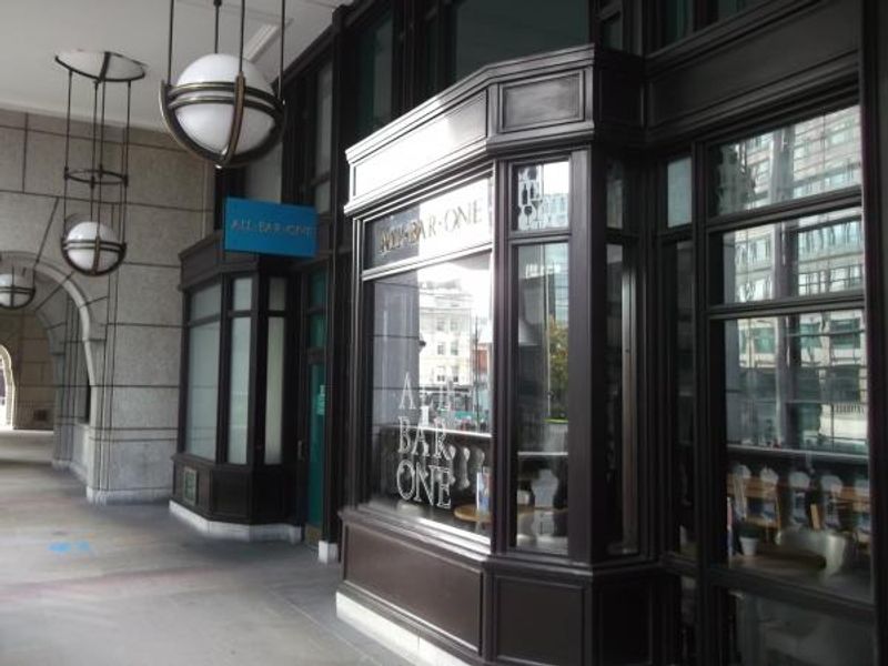 All Bar One London EC2 Bishopsgate Arcade taken Nov 2014. (Pub, External, Key). Published on 16-11-2014