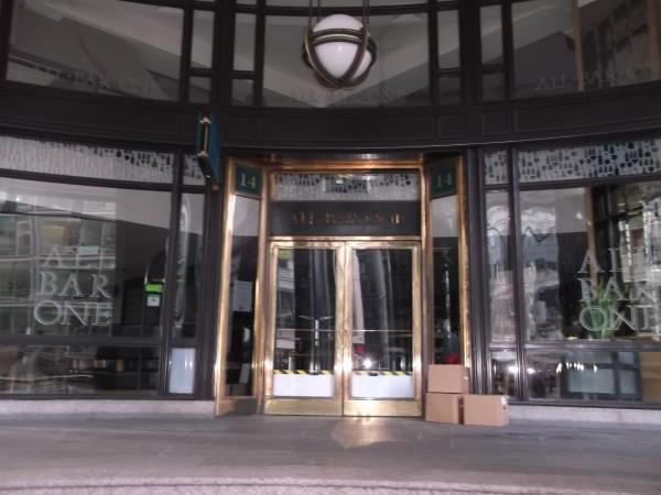 All Bar One London EC2 Bishopsgate Arcade taken Nov 2014. (Pub, External). Published on 16-11-2014