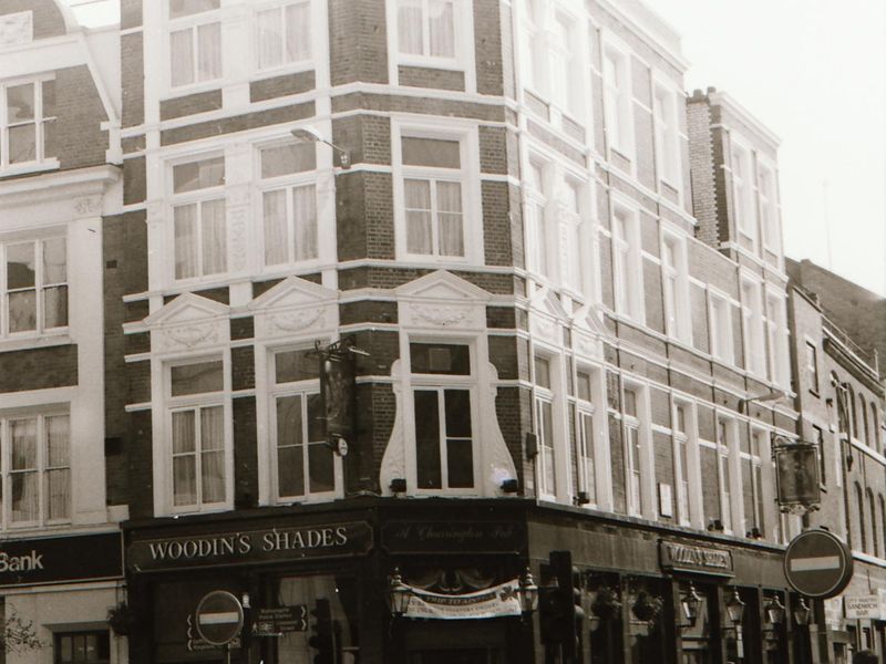 Woodin Shades London EC2 taken in April 1994.. (Pub, External). Published on 12-03-2019 