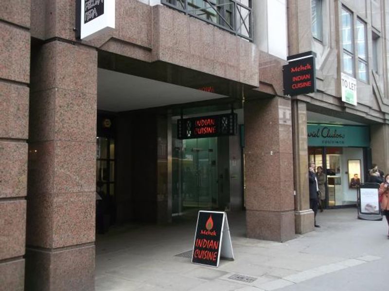 Moorgate Oriental London EC2 taken Nov 2014. (Pub, External, Key). Published on 28-01-2015 