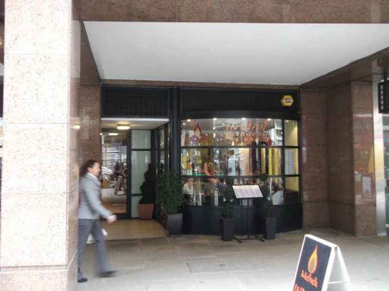 Moorgate Oriental London EC2 taken Nov 2014. (Pub, External). Published on 28-01-2015 
