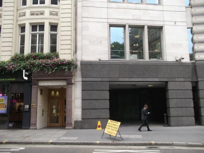 Talbot London EC2 taken August 2014. (Pub, External). Published on 11-08-2014 