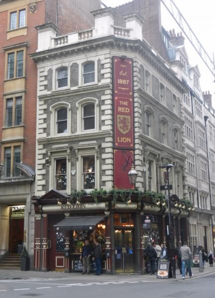 Red Lion London EC2 taken Dec 2011. (Pub, External, Key). Published on 25-11-2013