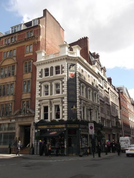 Red Lion London EC2 taken May 2014. (Pub, External). Published on 20-05-2014