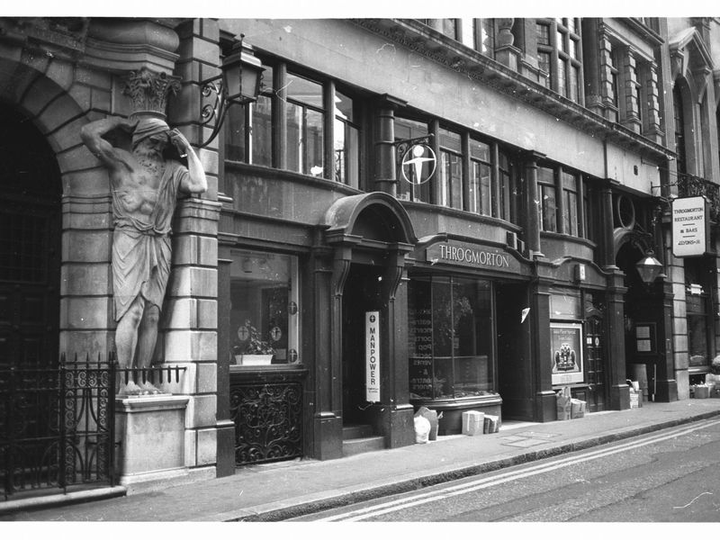 Throgmorton Restaurant London EC2 July 1985.. (Pub, External). Published on 12-03-2019