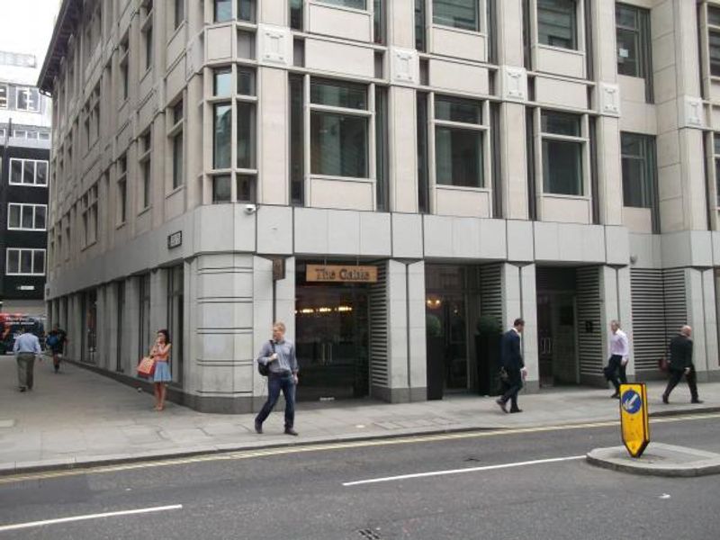 Gable London EC2 taken August 2014. (Pub, External, Key). Published on 09-08-2014