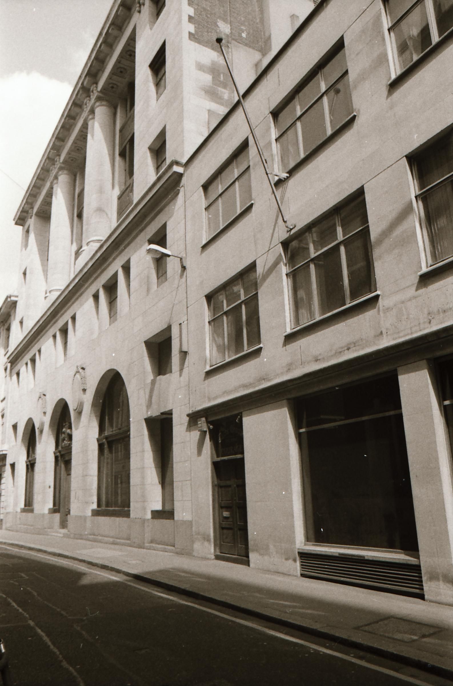 Three Crowns London EC2 taken in May 1994.. (Pub, External). Published on 12-03-2019
