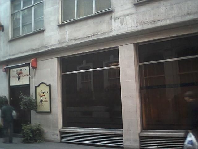 Three Crowns. London EC2.. (Pub, External). Published on 25-04-2023