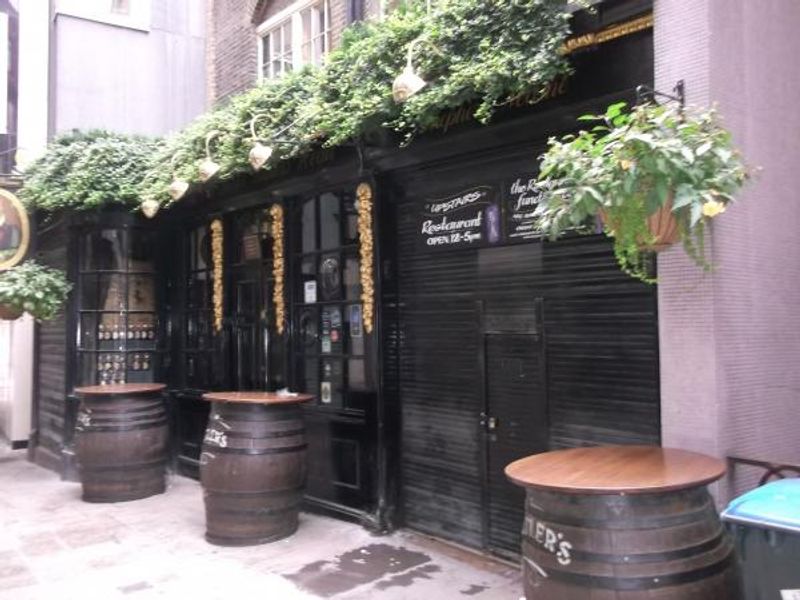 Ye Olde Dr Butlers Head London EC2 taken August 2014. (Pub, External, Key). Published on 11-08-2014
