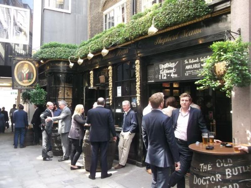 Ye Olde Dr Butlers Head London EC2 taken May 2016. (Pub). Published on 19-05-2016