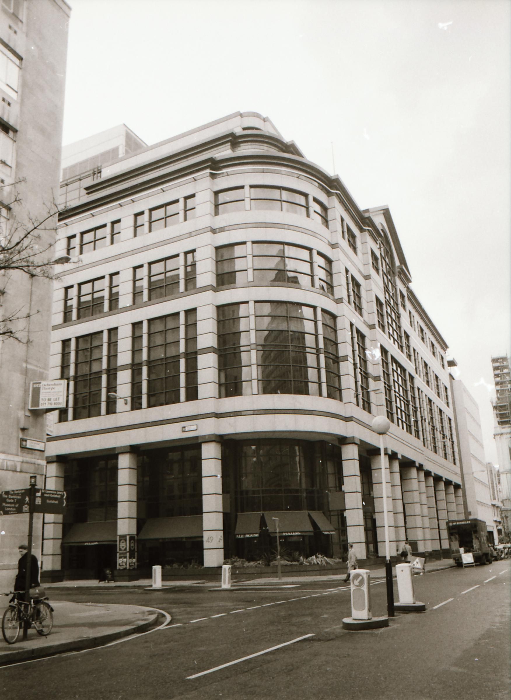 49 Gresham St London EC2 taken in April 1994.. (Pub, External). Published on 12-03-2019