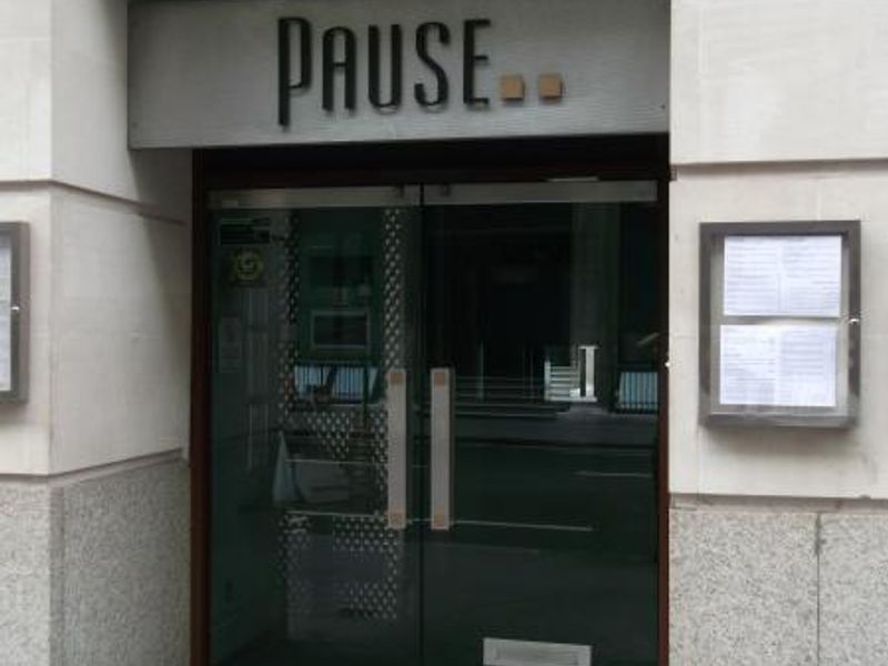 Pause London EC3 taken Sept 2012. (Pub, External, Key). Published on 26-11-2013