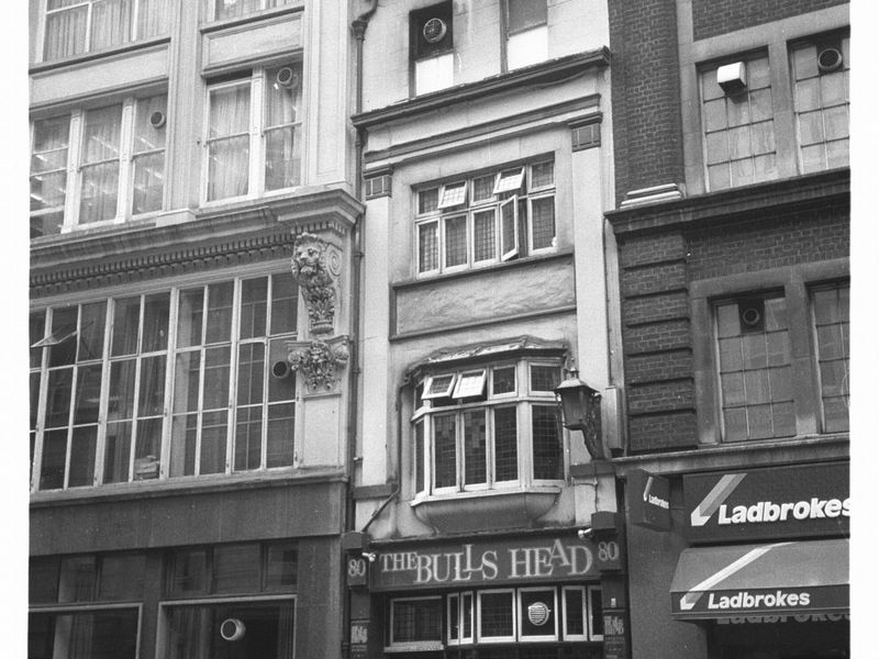 Bulls Head London EC3 in July 1985.. (Pub, External, Key). Published on 12-04-2019