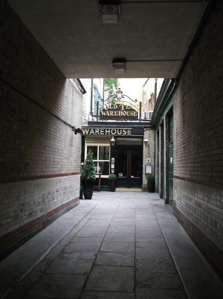 Old Tea Warehouse London EC3 taken Sept 2012. (Pub, External, Key). Published on 26-11-2013