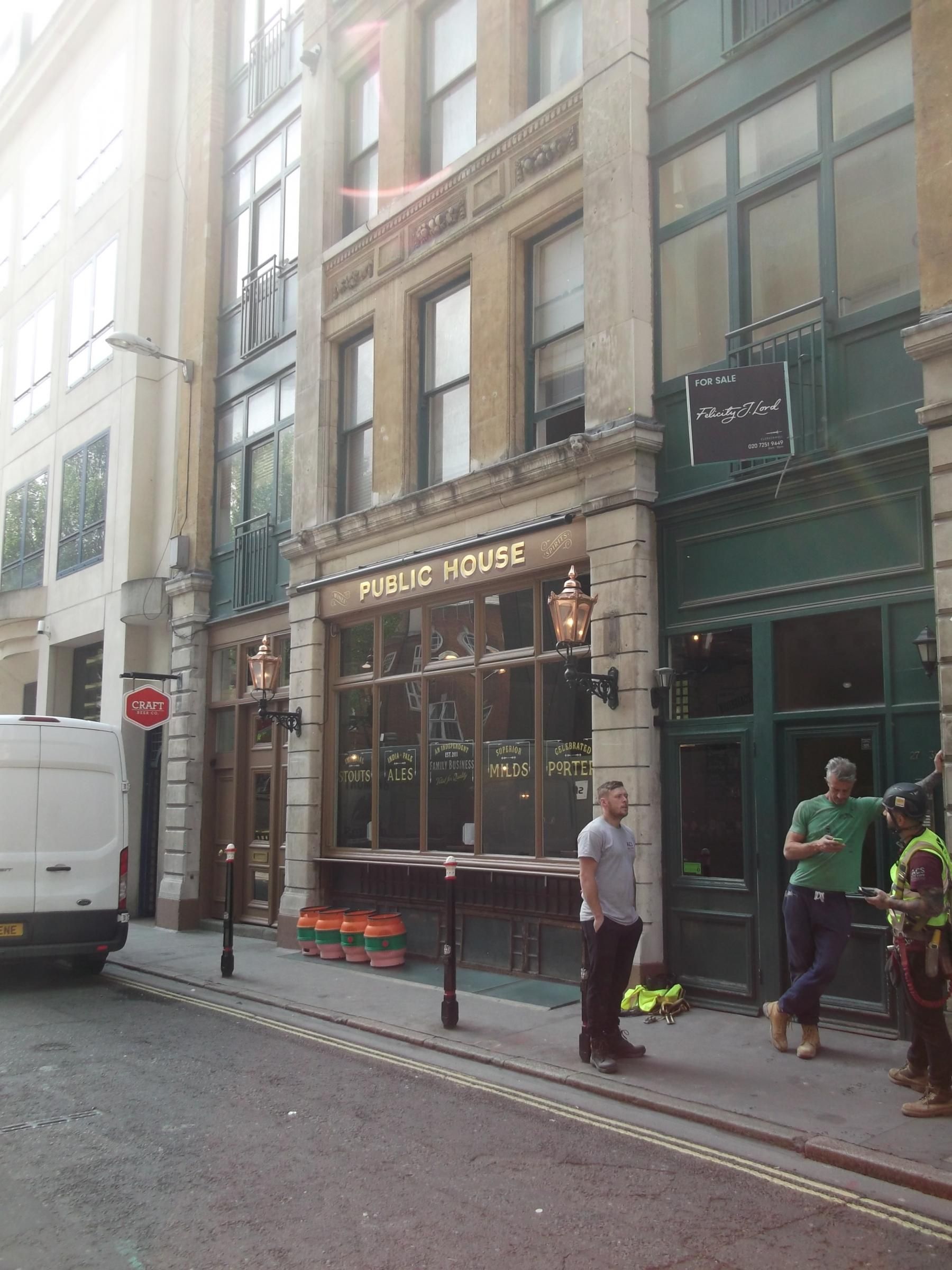 Craft Beer Co Mitre St London EC3 taken 12-5-2016.. (Pub, External). Published on 10-10-2018