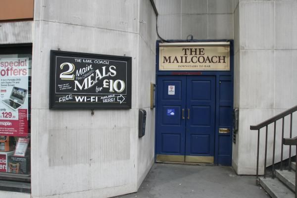 Mailcoach London EC3. (Pub). Published on 28-04-2016