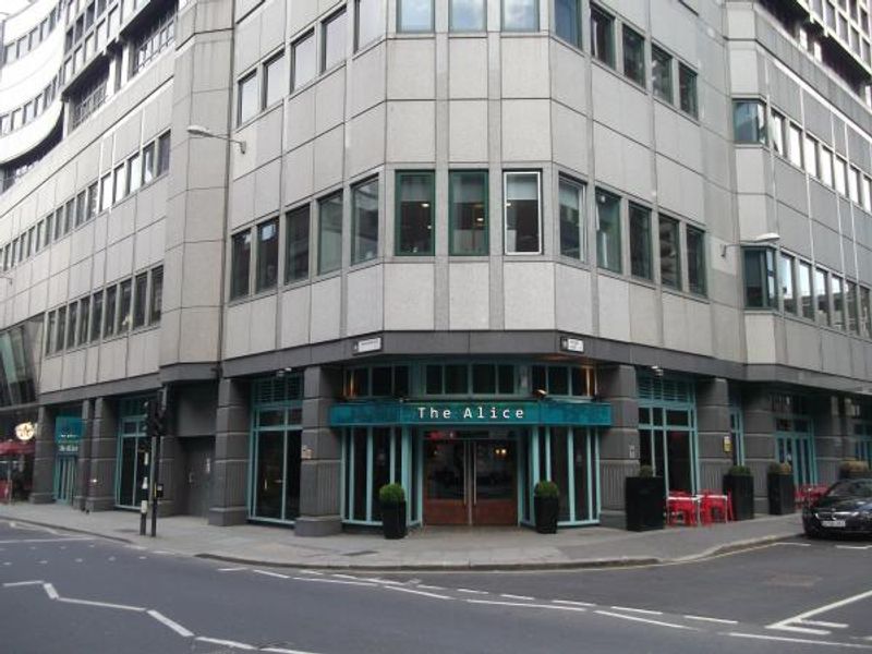 Alchemist-Alice London EC3 taken April 2014. (Pub, External). Published on 01-05-2014 