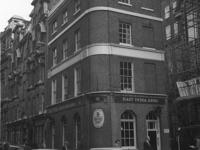 East India Arms London EC3 in July 1985.. (Pub, External). Published on 12-04-2019 
