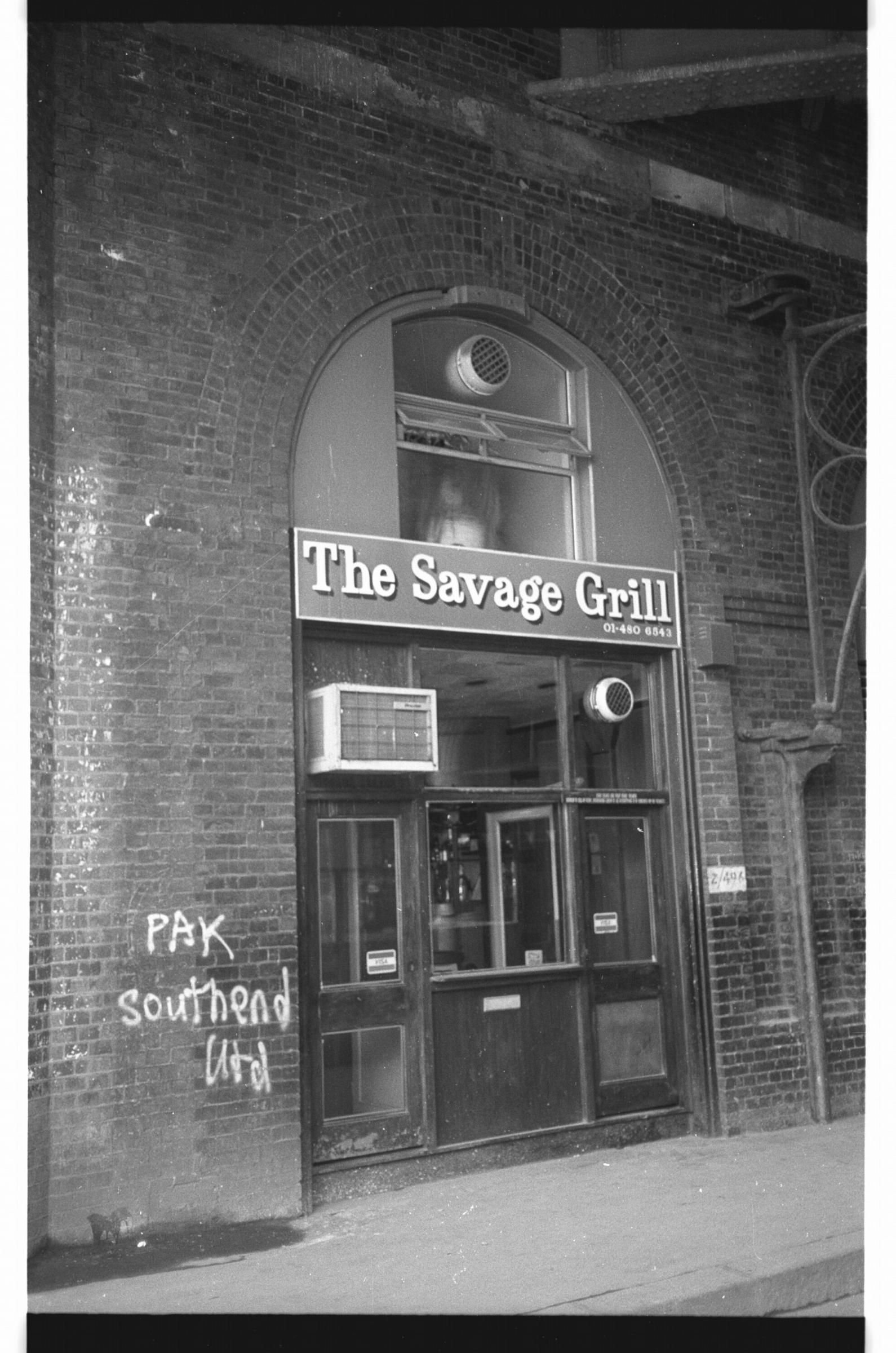 Savage Grill London EC3 taken in July 1985.. (External). Published on 12-04-2019