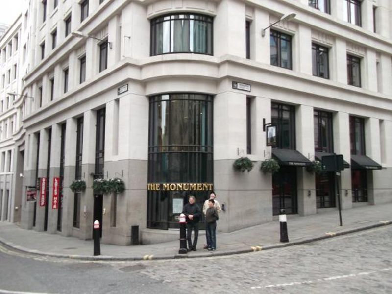 Monument London EC3 taken Apr 2012. (Pub, External, Key). Published on 28-11-2013