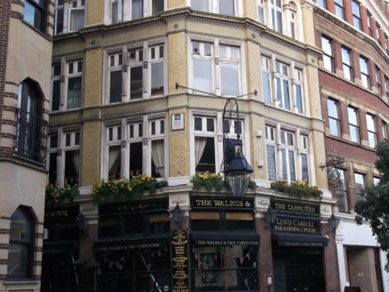 Walrus & Carpenter London EC3 taken Sept 2012. (Pub, External, Key). Published on 28-11-2013