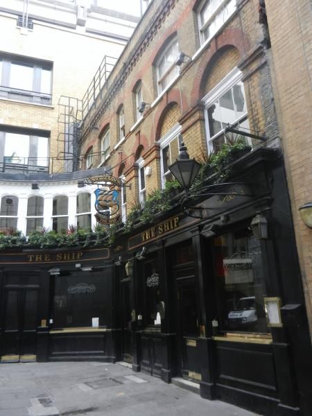 Ship Tavern Talbot Ct London EC3 . (Pub, External). Published on 28-11-2013