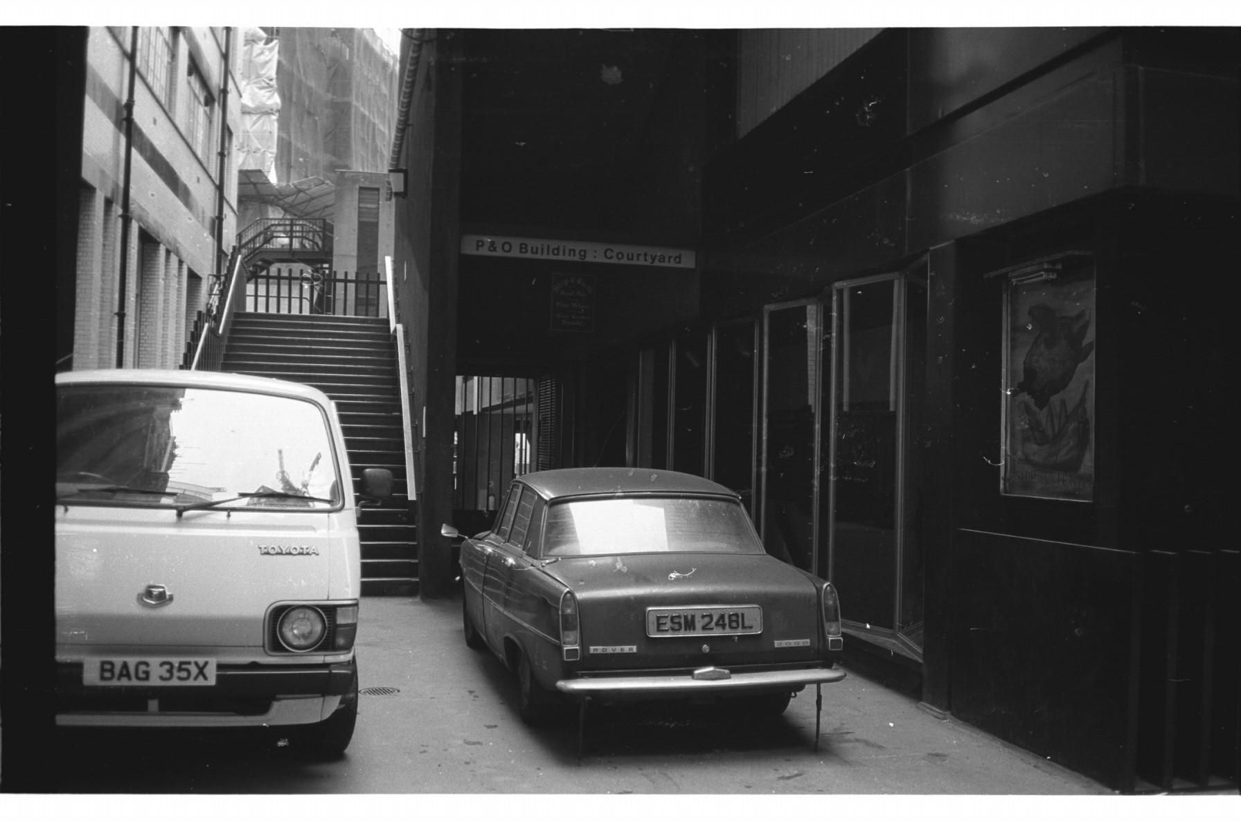 Ship & Turtle London EC3 in July 1985.. (Pub, External, Key). Published on 12-04-2019