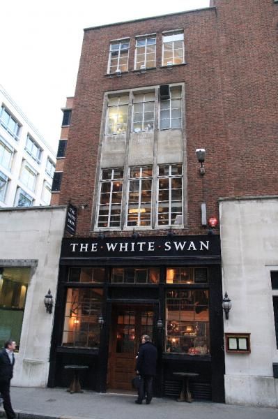 White Swan Fetter La London EC4. (Pub, External, Key). Published on 01-12-2013
