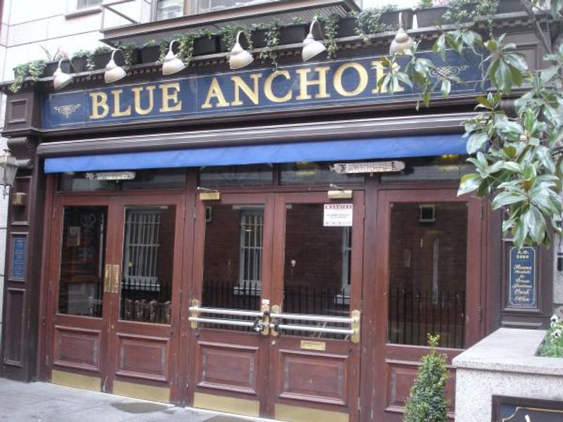 Blue Anchor London EC4 taken Jan 2008. (Pub, External). Published on 01-12-2013