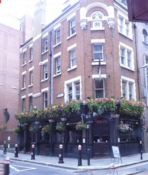 Castle London EC4. (Pub, External, Key). Published on 01-12-2013