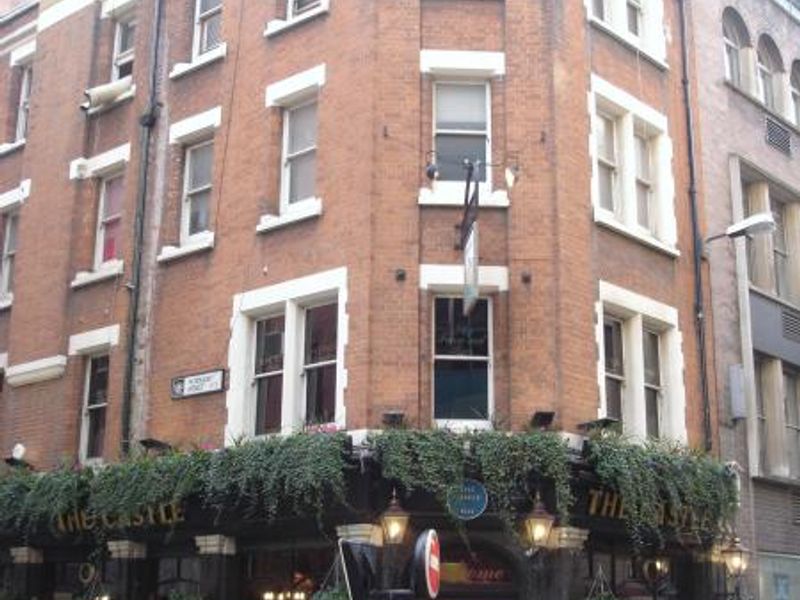 Castle London EC4 taken Jan 2008. (Pub, External). Published on 01-12-2013