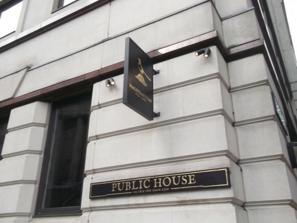 Magpie & Stump London EC4 taken August 2015. (Pub, External). Published on 16-08-2015