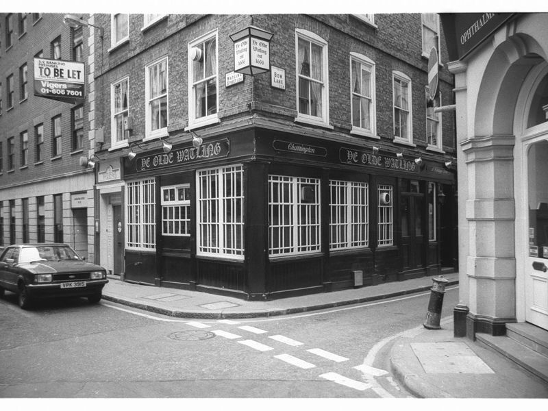 Ye Olde Watling London EC4 taken in July 1985.. (Pub, External). Published on 12-04-2019 