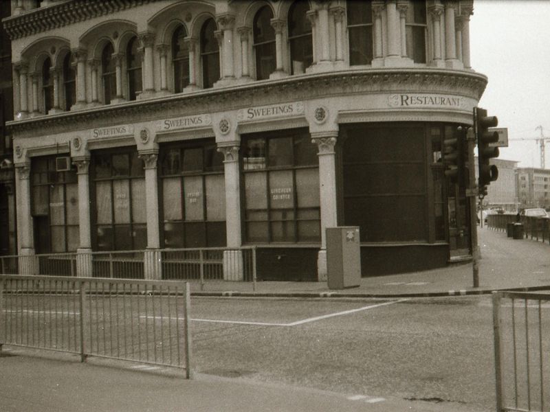 Sweetings London EC4 taken in mid 1985.. (Pub, External). Published on 12-04-2019 
