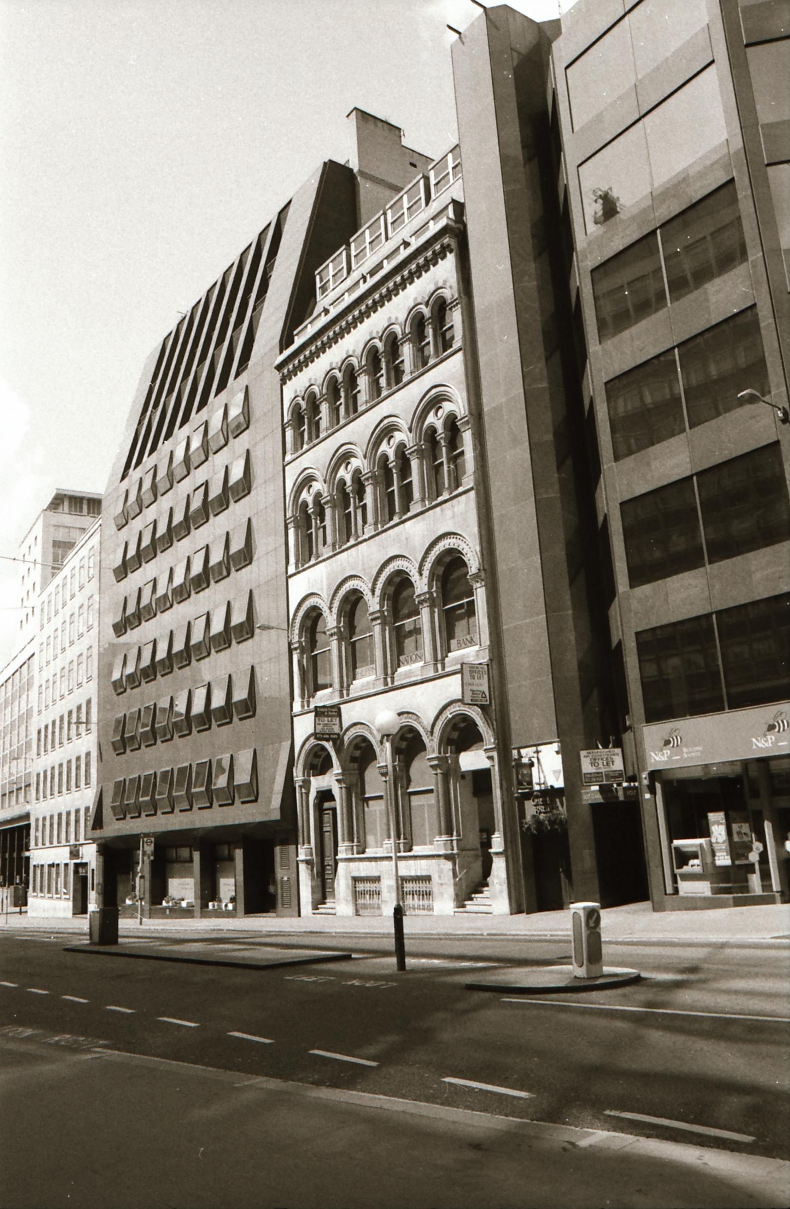 London Stone London EC4 taken in May 1994.. (Pub, External). Published on 12-04-2019