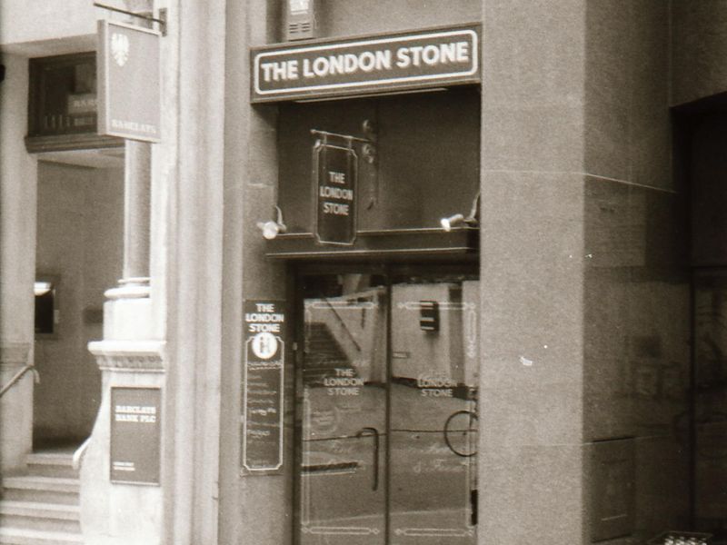 London Stone London EC4 taken in mid 1985.. (Pub, External). Published on 12-04-2019